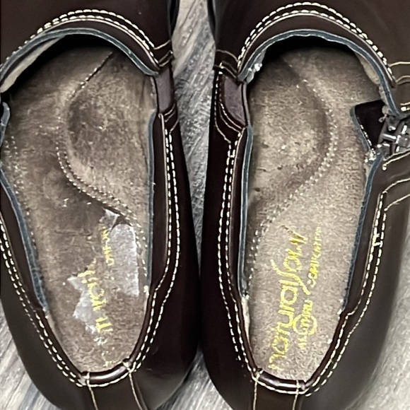 Natural Soul Boots Womens 5M Kasta Side Zip Bootie Brown Faux Leather Heels - Picture 10 of 10